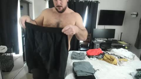 Snapshot of chance69cruise chatting on December 12, 11:25 pm Chance Cruise online show from December 12, 11:25 pm