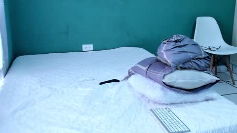 Snapshot of chandler_kenji chatting on December 5, 6:00 pm Kenji online show from December 5, 6:00 pm