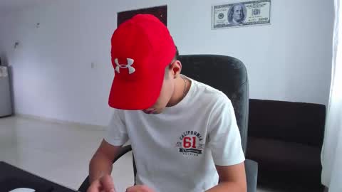 Snapshot of chandler_kenji chatting on October 11, 5:33 pm Kenji online show from October 11, 5:33 pm