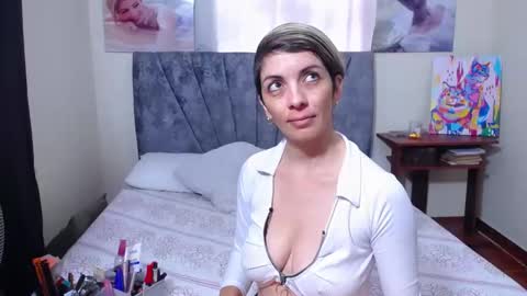 Snapshot of chanel_joliee chatting on May 16, 12:59 pm chanel online show from May 16, 12:59 pm