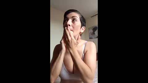 Snapshot of chanel_joliee chatting on May 17, 4:47 pm chanel online show from May 17, 4:47 pm