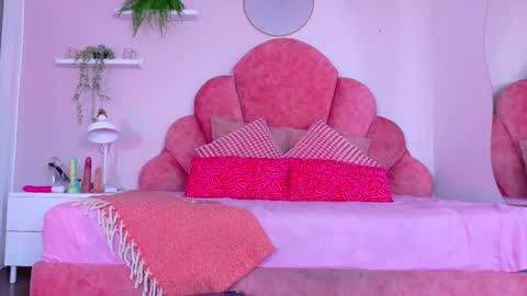 C H A N E L online show from November 28, 3:09 am