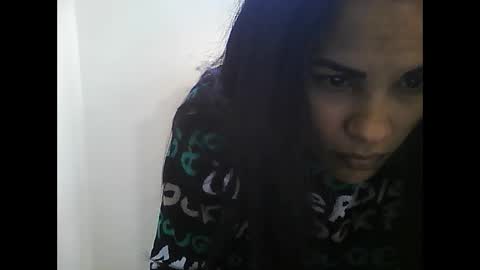 Snapshot of chanelchicasexy chatting on March 7, 8:45 am Laura online show from March 7, 8:45 am