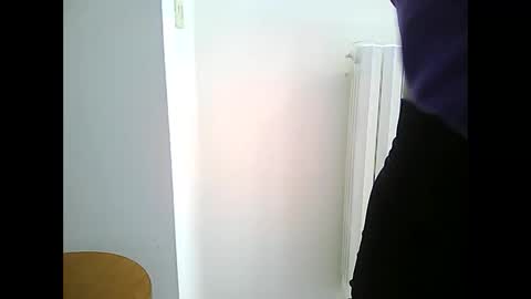 Snapshot of chanelchicasexy chatting on March 9, 9:46 am Laura online show from March 9, 9:46 am