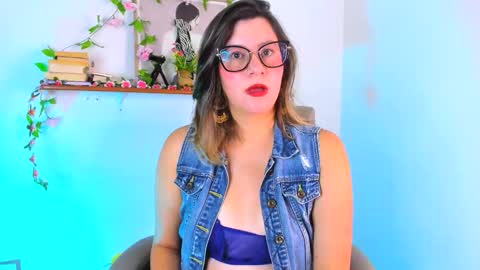 Snapshot of chanell_taylor_ chatting on March 8, 10:30 am chanell online show from March 8, 10:30 am