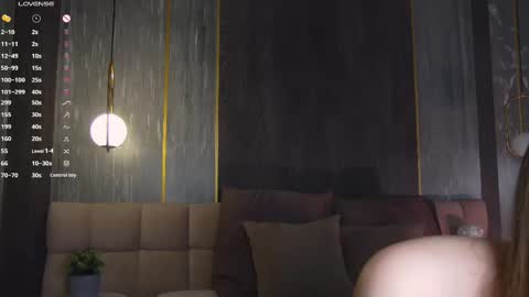 Snapshot of chanelmay chatting on May 20, 6:19 am Chanel online show from May 20, 6:19 am