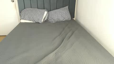 Snapshot of chanelsexyy chatting on February 4, 1:34 am Viviana 3 online show from February 4, 1:34 am