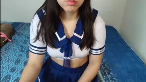 Snapshot of chanelsexyy chatting on October 31, 3:57 pm Viviana 3 online show from October 31, 3:57 pm