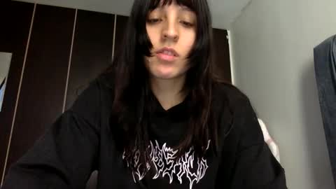 Snapshot of chanelsexyy chatting on May 8, 5:29 pm Viviana 3 online show from May 8, 5:29 pm