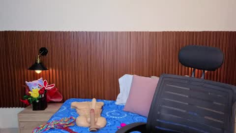 Chanel online show from April 5, 6:27 pm