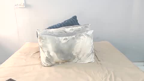 chantel87_ online show from November 10, 9:08 am