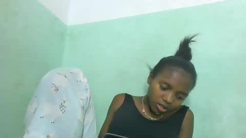 chanteuse655720 online show from May 22, 6:24 pm