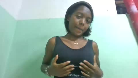 Snapshot of chanteuse655720 chatting on July 5, 5:36 am chanteuse655720 online show from July 5, 5:36 am