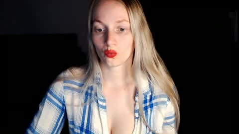 Snapshot of chanti_lovee chatting on June 14, 10:23 pm We Vibe Device that vibrates at the sound of Tips and makes me wet. vibe lush edging daddy lovense online show from June 14, 10:23 pm