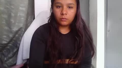 Snapshot of charis_21 chatting on July 9, 6:34 pm charis 2 online show from July 9, 6:34 pm