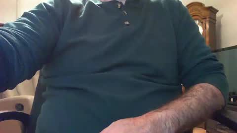 Snapshot of charle79 chatting on December 26, 2:33 am charle79 online show from December 26, 2:33 am