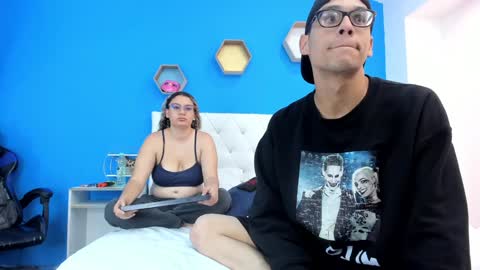 Charles y Elara online show from December 11, 3:24 am