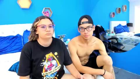 Charles y Elara online show from January 14, 3:11 am