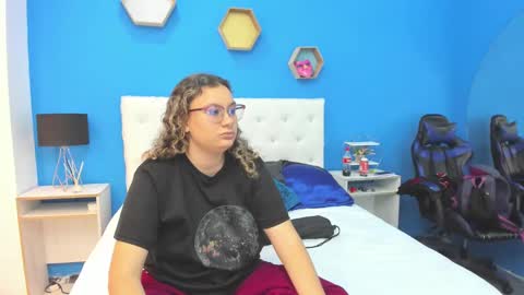 Charles y Elara online show from January 29, 3:12 am