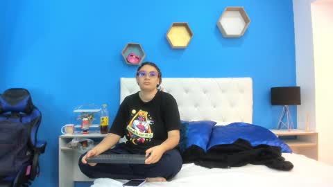 Charles y Elara online show from February 9, 12:19 pm