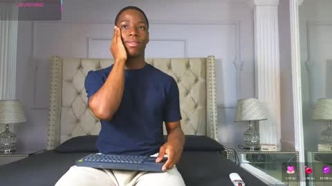 Snapshot of charlesbrown_ chatting on May 2, 1:27 pm charlesbrown_ online show from May 2, 1:27 pm
