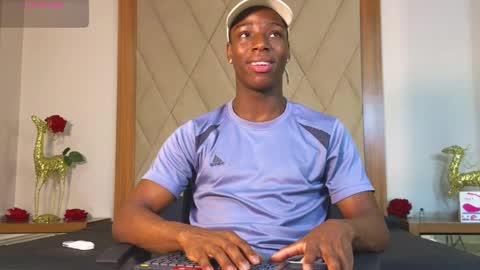 Snapshot of charlesbrown_ chatting on May 22, 1:50 pm charlesbrown_ online show from May 22, 1:50 pm