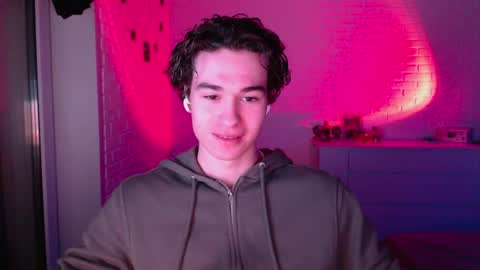 charleshanson69 online show from April 11, 7:29 pm