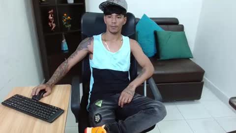 Snapshot of charlie_oconnor chatting on January 4, 4:01 am Charlie oconnor online show from January 4, 4:01 am