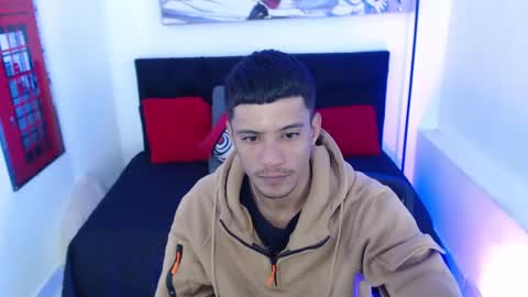 Snapshot of charlie_oconnor chatting on March 2, 3:02 am Charlie oconnor online show from March 2, 3:02 am