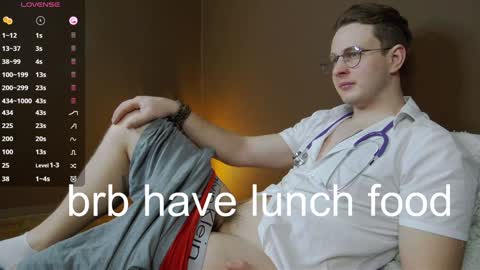 Snapshot of charlie_smiley chatting on December 3, 1:52 am Charlie Smiley online show from December 3, 1:52 am