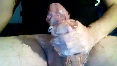 Snapshot of charliebenz11 chatting on May 30, 11:29 am charliebenz11 online show from May 30, 11:29 am