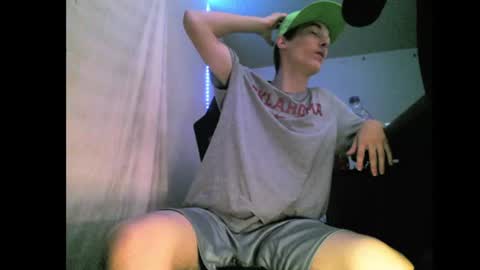 Snapshot of charlied09302 chatting on July 6, 3:14 pm char sexiness online show from July 6, 3:14 pm