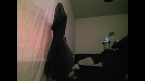 Snapshot of charlied09302 chatting on July 7, 3:27 pm char sexiness online show from July 7, 3:27 pm