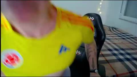 Snapshot of charlieseyer chatting on July 8, 7:46 am carlos reyes online show from July 8, 7:46 am