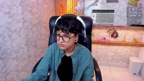 Charlie online show from October 19, 12:39 pm