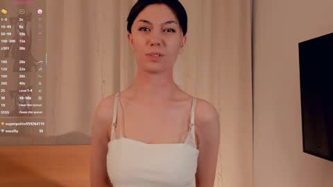 Yumi online show from March 10, 9:20 pm