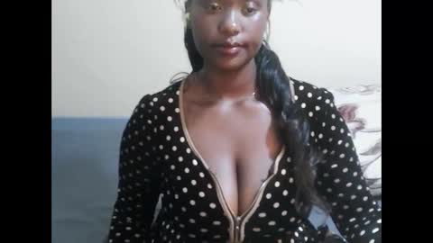 charllette online show from October 25, 7:16 am