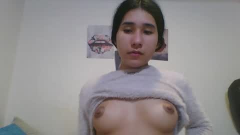 karinaa independent model online show from December 28, 9:40 pm