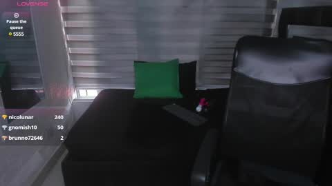 Snapshot of charlotte__g chatting on January 26, 5:55 pm charlotte online show from January 26, 5:55 pm