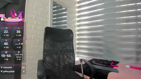 Snapshot of charlotte__g chatting on March 3, 4:56 pm charlotte online show from March 3, 4:56 pm