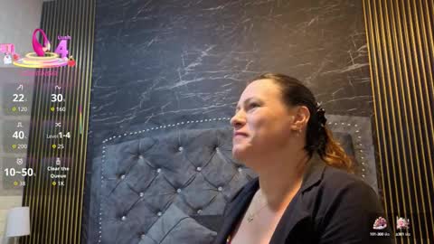 Snapshot of charlotte__g chatting on September 21, 9:22 am charlotte online show from September 21, 9:22 am