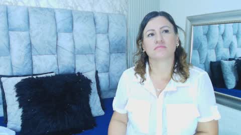 Snapshot of charlotte__g chatting on September 26, 11:25 am charlotte online show from September 26, 11:25 am