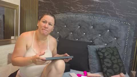 charlotte online show from March 24, 11:04 am