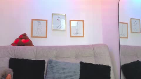 Snapshot of charlotte_copper chatting on June 7, 9:35 am Charlotte online show from June 7, 9:35 am