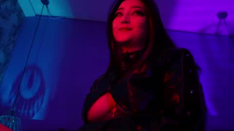Snapshot of charlotte_germanotta_ chatting on May 22, 9:20 pm Charlotte online show from May 22, 9:20 pm