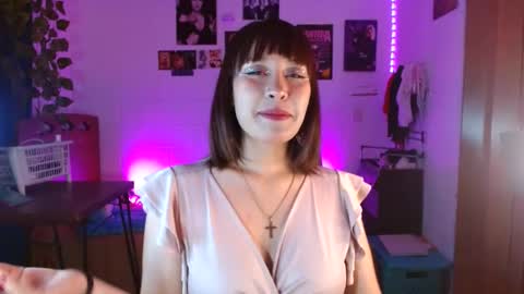 Snapshot of charlotte_morh_ chatting on July 11, 3:42 am charlotte_morh_ online show from July 11, 3:42 am