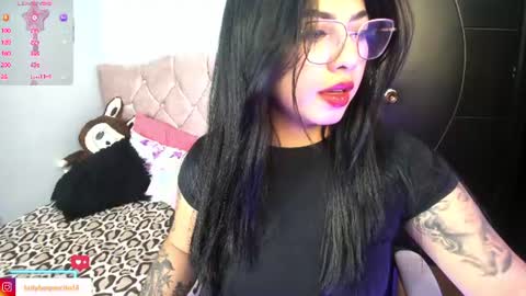 Snapshot of charlotte_queen20 chatting on June 11, 4:32 am Charlotte online show from June 11, 4:32 am