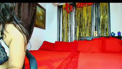 Snapshot of charlotte_richardson chatting on October 28, 1:53 am charlotte_richardson online show from October 28, 1:53 am
