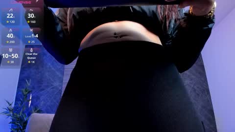 Snapshot of charlotte_whitee1 chatting on February 27, 11:10 am Charlotte Everyday From 0700 to 1300 Col Time online show from February 27, 11:10 am