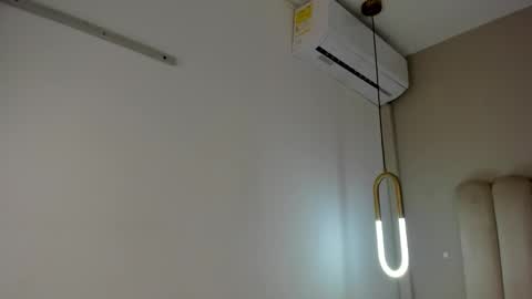 Charlotte online show from February 22, 12:58 pm